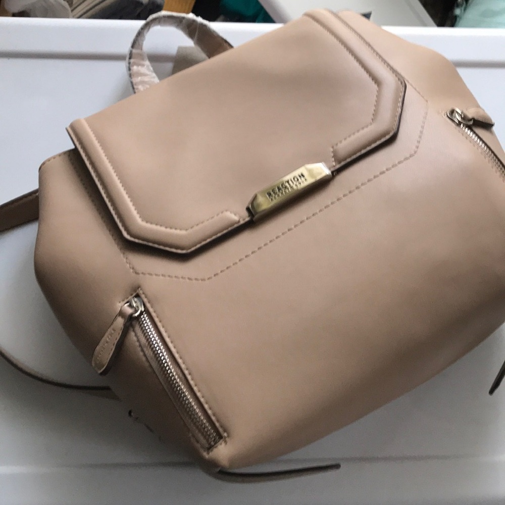 🎉KENNETH COLE Blush Backpack